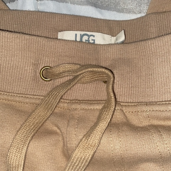 UGG Joggers - Picture 2 of 3
